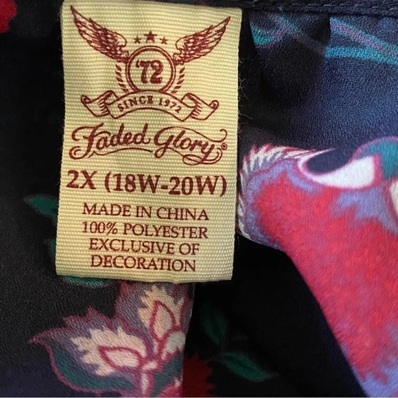 Faded Glory 2X Top Shirt Blue Red Floral Keyhole Round Neck‎ 3/4 Flare Sleeve - Picture 6 of 7